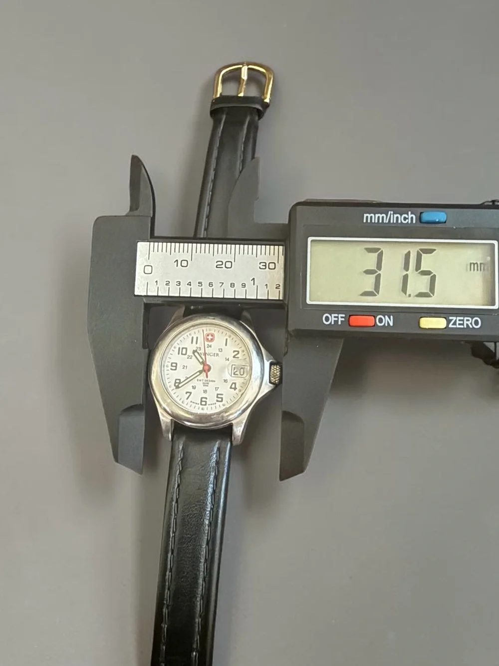 Wenger SMT design women’s watch, 27 mm black leather date Swiss new battery